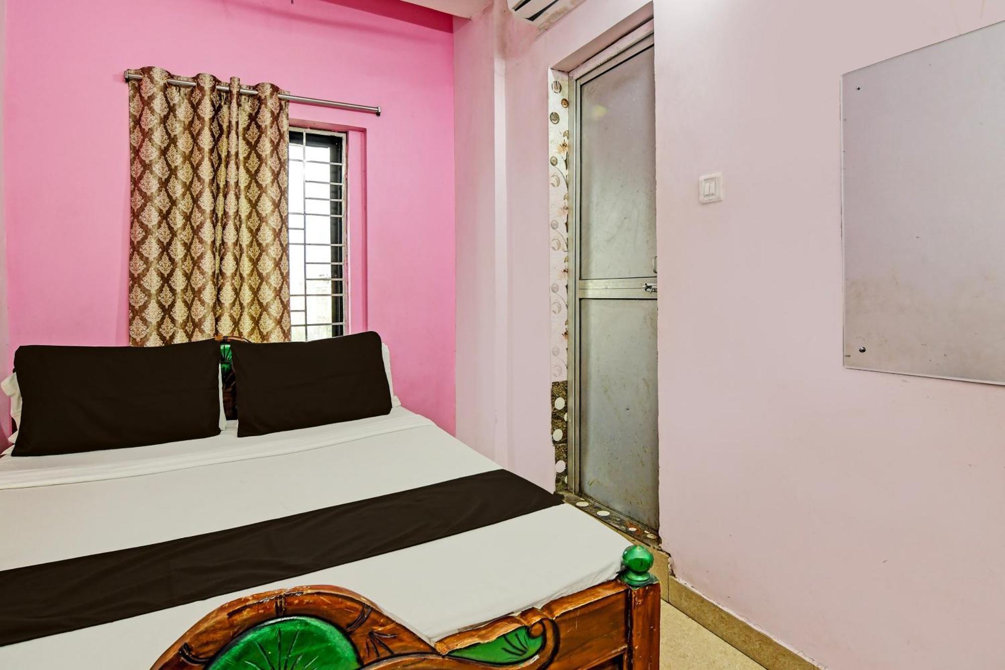Hotel O Mahalaxmi Lodge Urāli Extérieur photo